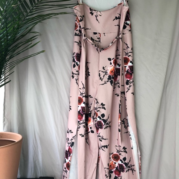 🔥 NWOT | Ladies Floral Jumpsuit - Picture 7 of 9